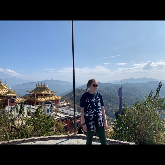 Meet your Posher, Lizzie - Picture 1 of 1